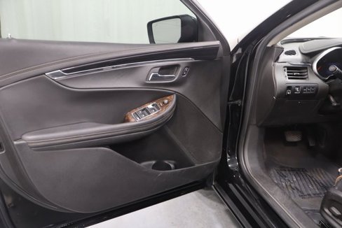 Used 2014 Chevrolet Impala LT w/ Premium Seating Package image 10