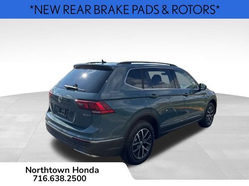 Used 2020 Volkswagen Tiguan SE w/ Panoramic Sunroof Package image 5
