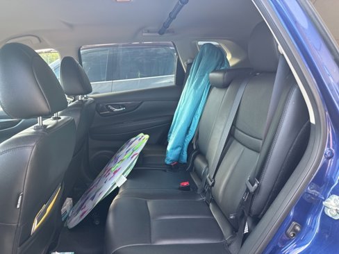 Used 2019 Nissan Rogue SL image 6