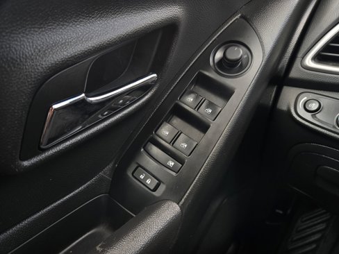 Used 2020 Chevrolet Trax LT w/ Driver Confidence Package image 21