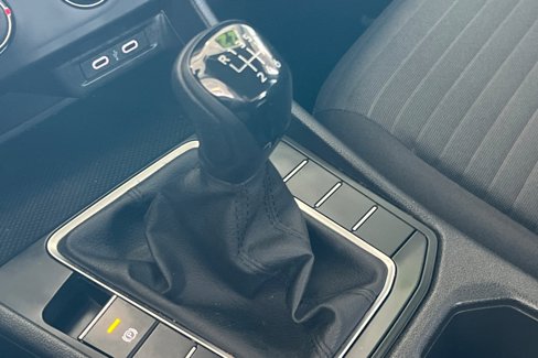 Used 2022 Volkswagen Jetta S image 17
