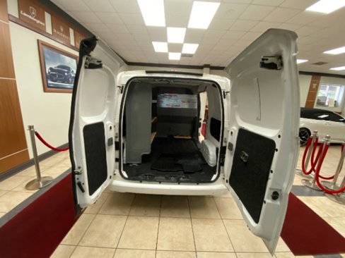 Used 2020 Nissan NV200 SV image 10