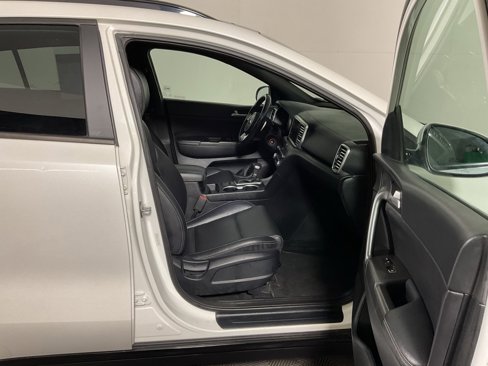 Used 2022 Kia Sportage Nightfall Edition image 35