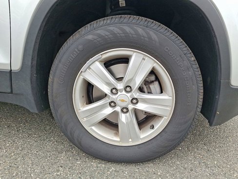 Used 2019 Chevrolet Trax LT w/ LT Convenience Package image 8