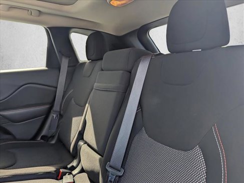 Used 2016 Jeep Cherokee 75th Anniversary image 27