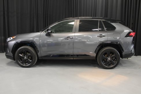 Used 2019 Toyota RAV4 XSE image 2