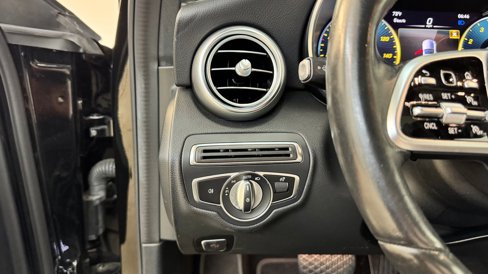 Used 2021 Mercedes-Benz C 300 4MATIC Sedan w/ Premium Package image 28