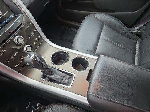 Used 2013 Ford Edge SEL image 24