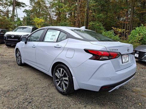 New 2025 Nissan Versa SV image 3