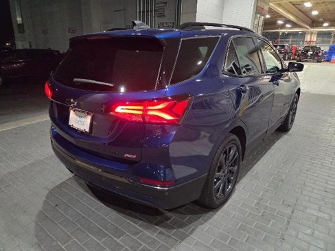 Used 2022 Chevrolet Equinox RS w/ Infotainment Package image 5
