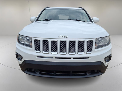 Used 2016 Jeep Compass High Altitude image 3