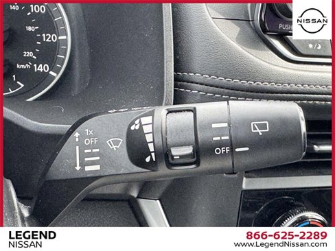 Used 2023 Nissan Rogue SV image 21