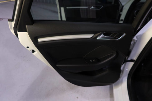 Used 2018 Audi A3 2.0T Premium image 31