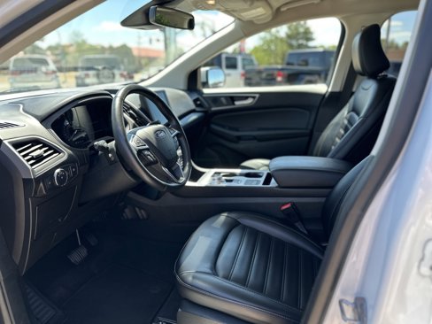 Used 2022 Ford Edge SEL image 19