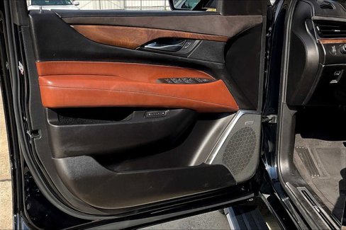 Used 2016 Cadillac Escalade ESV Premium image 20