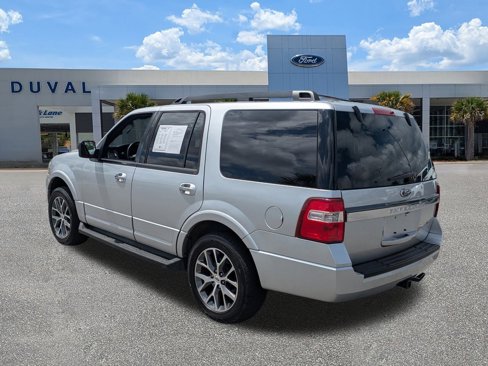 Used 2016 Ford Expedition XLT w/ Equipment Group 202A image 5