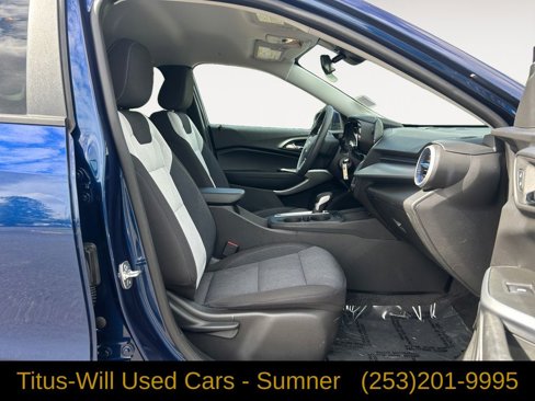 Used 2024 Chevrolet Trax LS w/ LS Convenience Package image 10