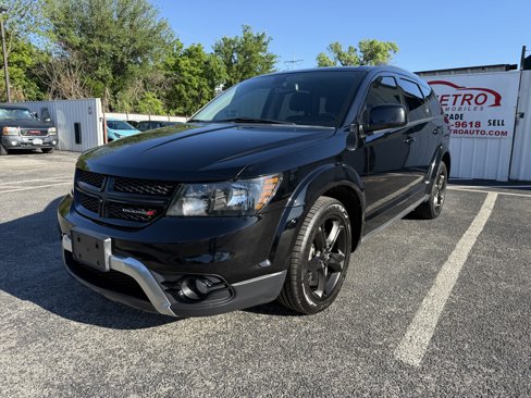 Used 2019 Dodge Journey Crossroad image 1