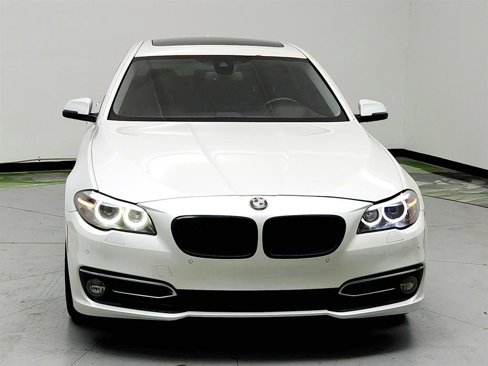 Used 2015 BMW 528i Sedan image 2