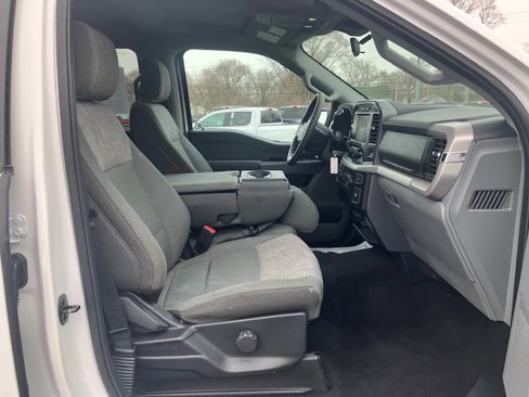 Used 2023 Ford F150 XLT image 14