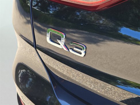 Certified 2022 Audi Q3 2.0T Premium Plus image 12