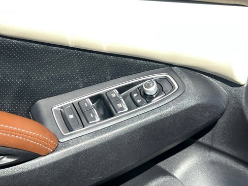 Used 2019 Subaru Ascent Touring w/ Popular Package #2 image 20