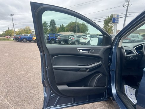 Used 2019 Ford Edge SEL w/ Equipment Group 201A image 10