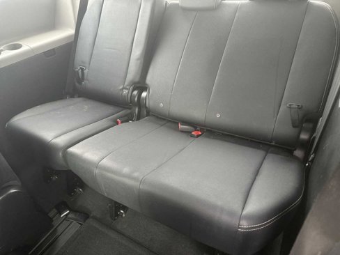 Used 2016 Toyota Sienna SE Premium image 27