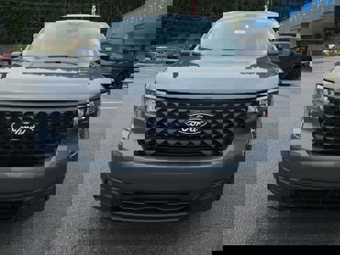 New 2025 Ford Maverick XL image 8
