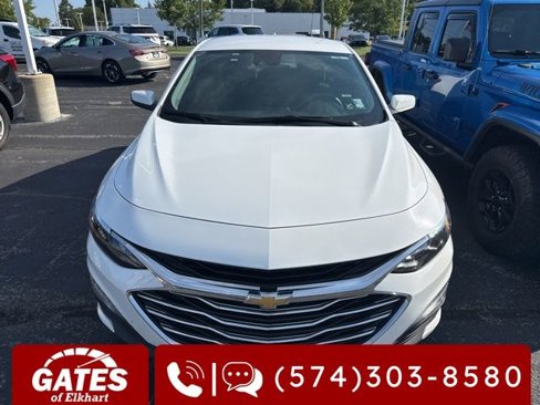 Used 2023 Chevrolet Malibu LT image 3