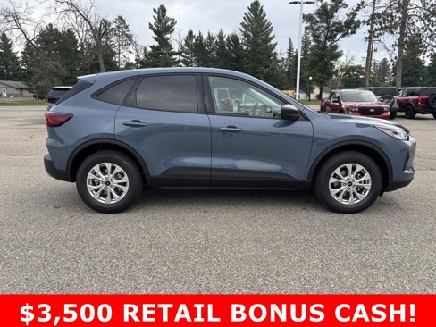 New 2025 Ford Escape Active image 2