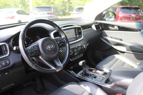 Certified 2018 Kia Sorento SX image 23