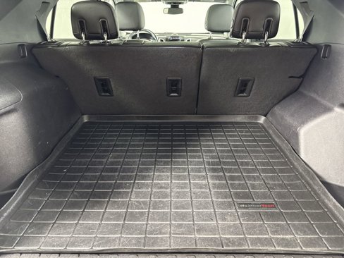 Used 2018 Chevrolet Equinox Premier image 16