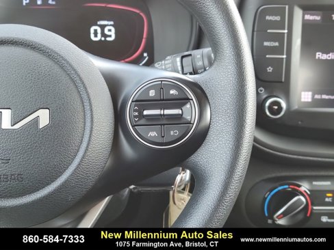 Used 2023 Kia Soul LX w/ LX Technology Package image 27