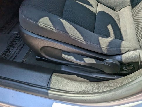 Used 2016 Chevrolet Cruze LT image 12