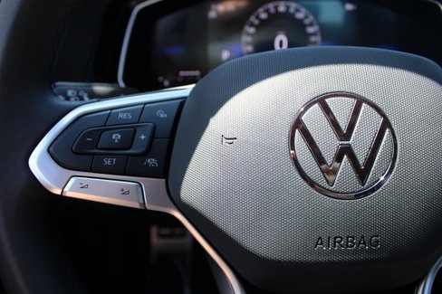 Certified 2024 Volkswagen Jetta Sport image 12