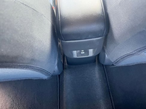 Used 2023 Nissan Versa SV image 24
