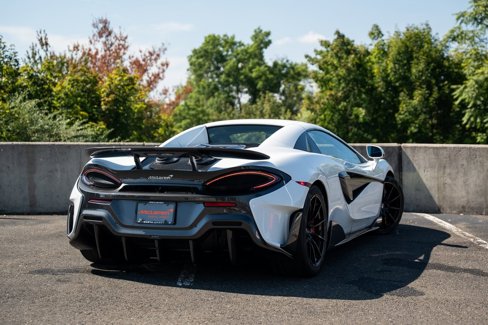 Used 2020 McLaren 600LT Spider image 19