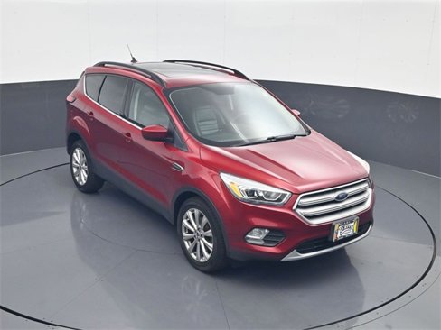Used 2019 Ford Escape SEL image 15