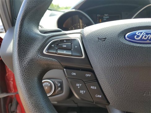 Used 2017 Ford Escape SE w/ Equipment Group 201A image 12