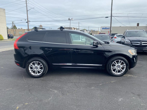 Used 2015 Volvo XC60 T5 w/ Proximity Package image 7