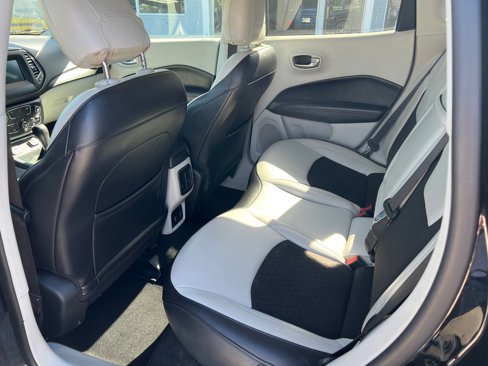 Used 2019 Jeep Compass Latitude w/ Popular Equipment Group image 10