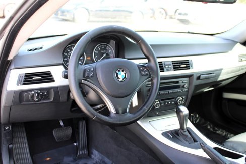 Used 2007 BMW 335i Coupe image 11