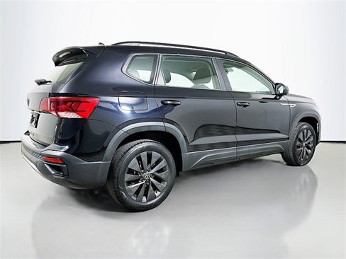 Used 2024 Volkswagen Taos S image 7