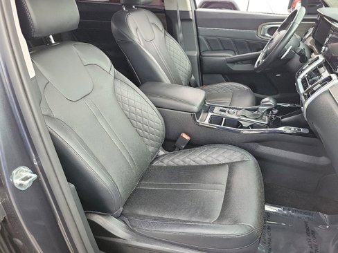 Used 2021 Kia Sorento SX Prestige image 16