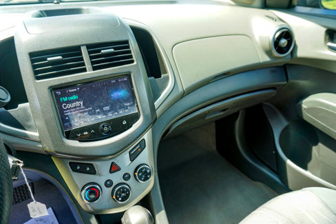 Used 2014 Chevrolet Sonic LT image 12