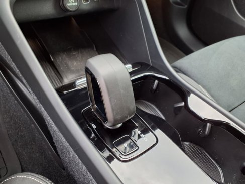 Certified 2024 Volvo C40 P8 Recharge Plus w/ Climate Package image 25