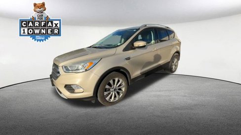 Certified 2017 Ford Escape Titanium image 5
