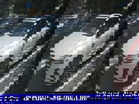 Certified 2023 Volvo XC60 B5 Plus image 1