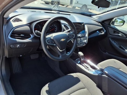 Used 2023 Chevrolet Malibu LT image 14